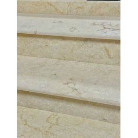 TREPTE MARMURĂ MENIA